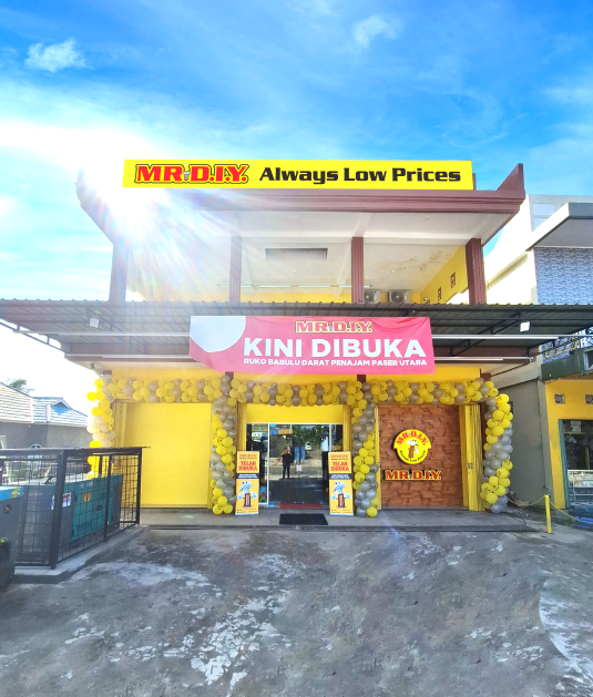 Аналар мен басқа адамдардың әйелдері бейнеленген жаңа порно