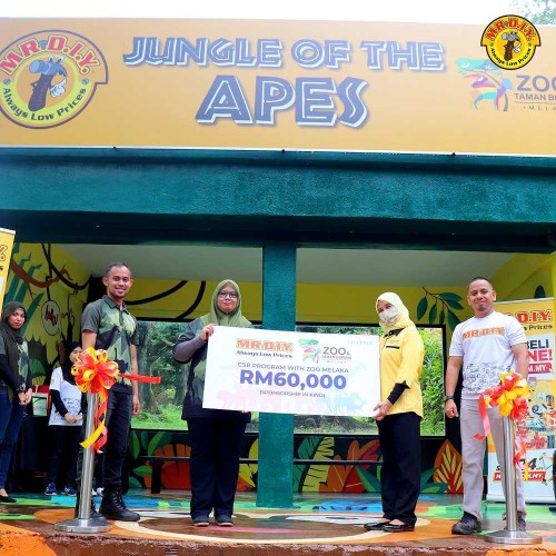 MR.DIY CSR: Zoo Melaka benefits from #DIY4Zoo initiative