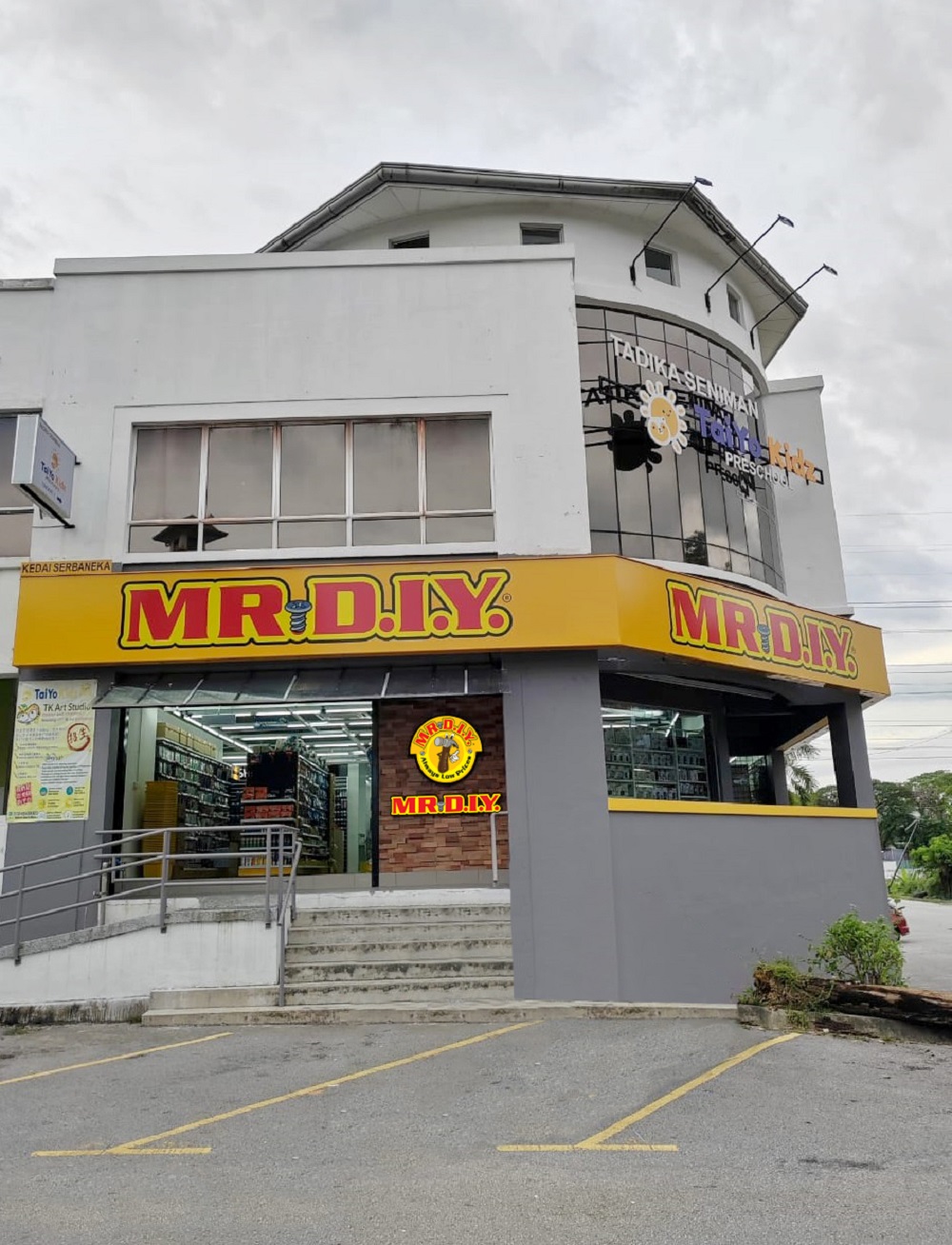 996th Store Opening at Bukit Rahman Putra, Shah Alam