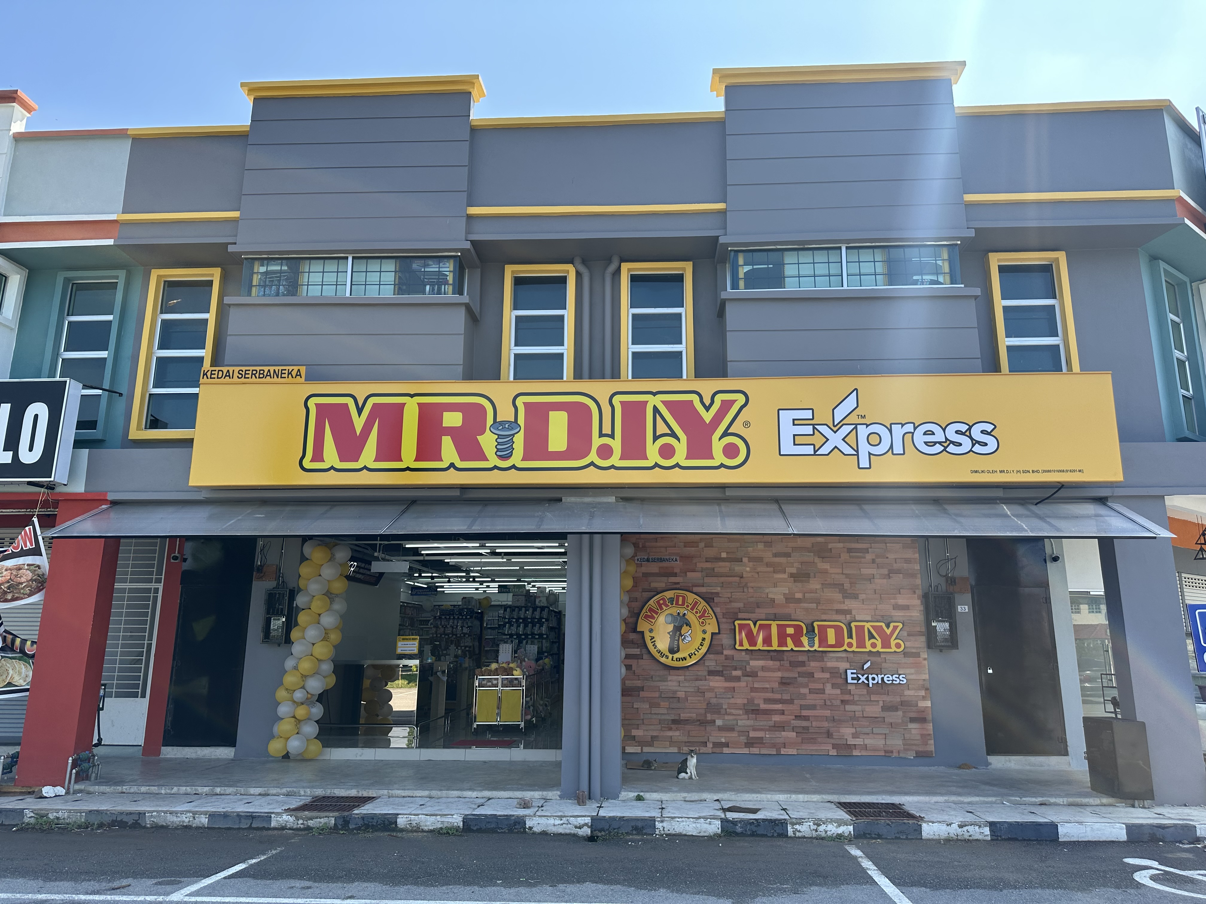 1021st Store Grand Opening Event at Medan Niaga, Padang Behor, Kangar