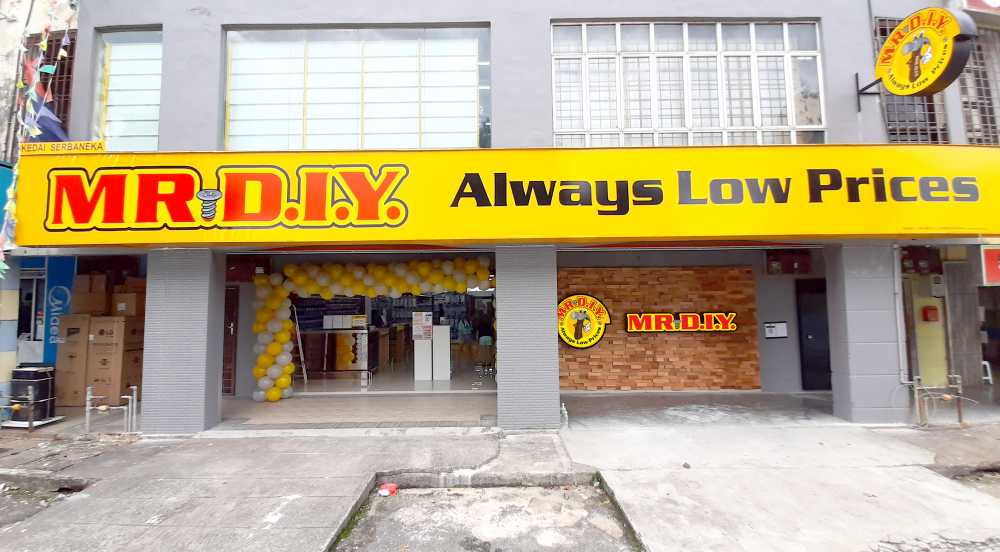 759th Store Opening at Taman Teratai, Kangkar Pulai