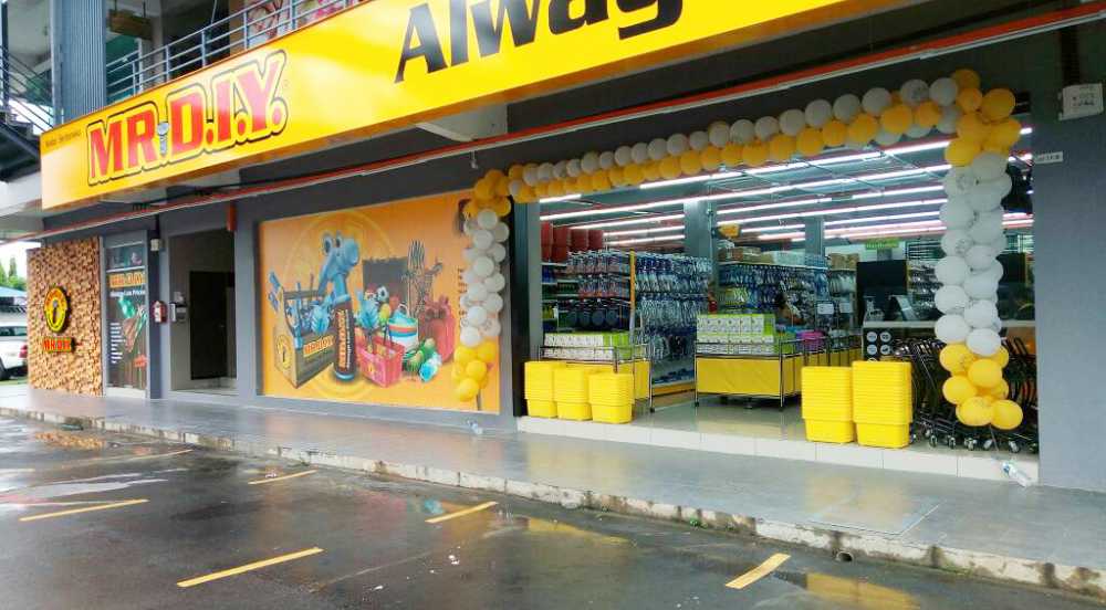 316th Store Opening at Lido Plaza