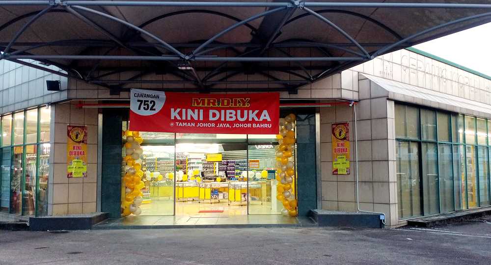 752nd Store Opening at Taman Johor Jaya, Johor Bahru