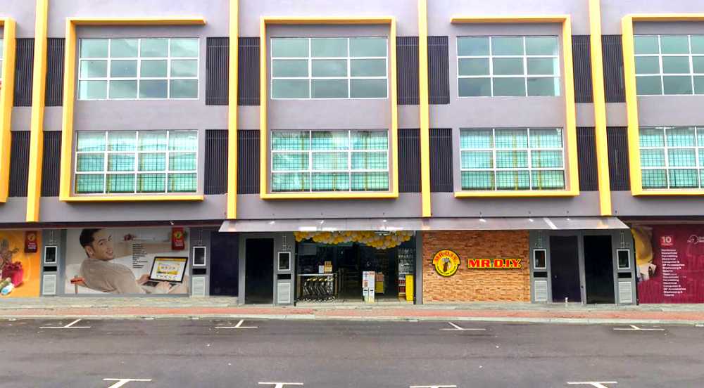 321st Store Opening at Pusat Perniagaan Taman Sri Intan, Tampin
