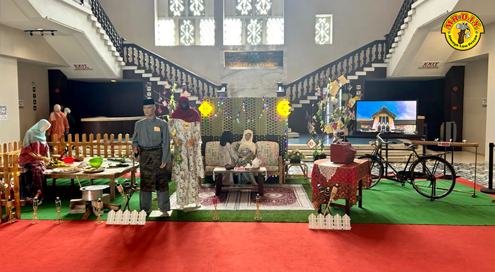 MR D.I.Y. CSR: Enhances Hari Raya Aidilfitri Decorations at Muzium Negara