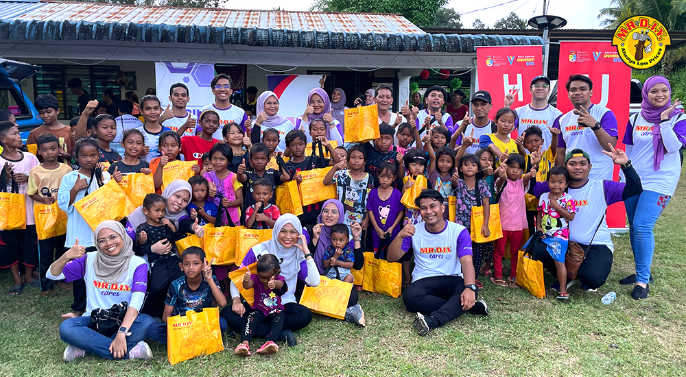 MR.DIY CSR: Mobile Health Clinic at Kampung Simpai