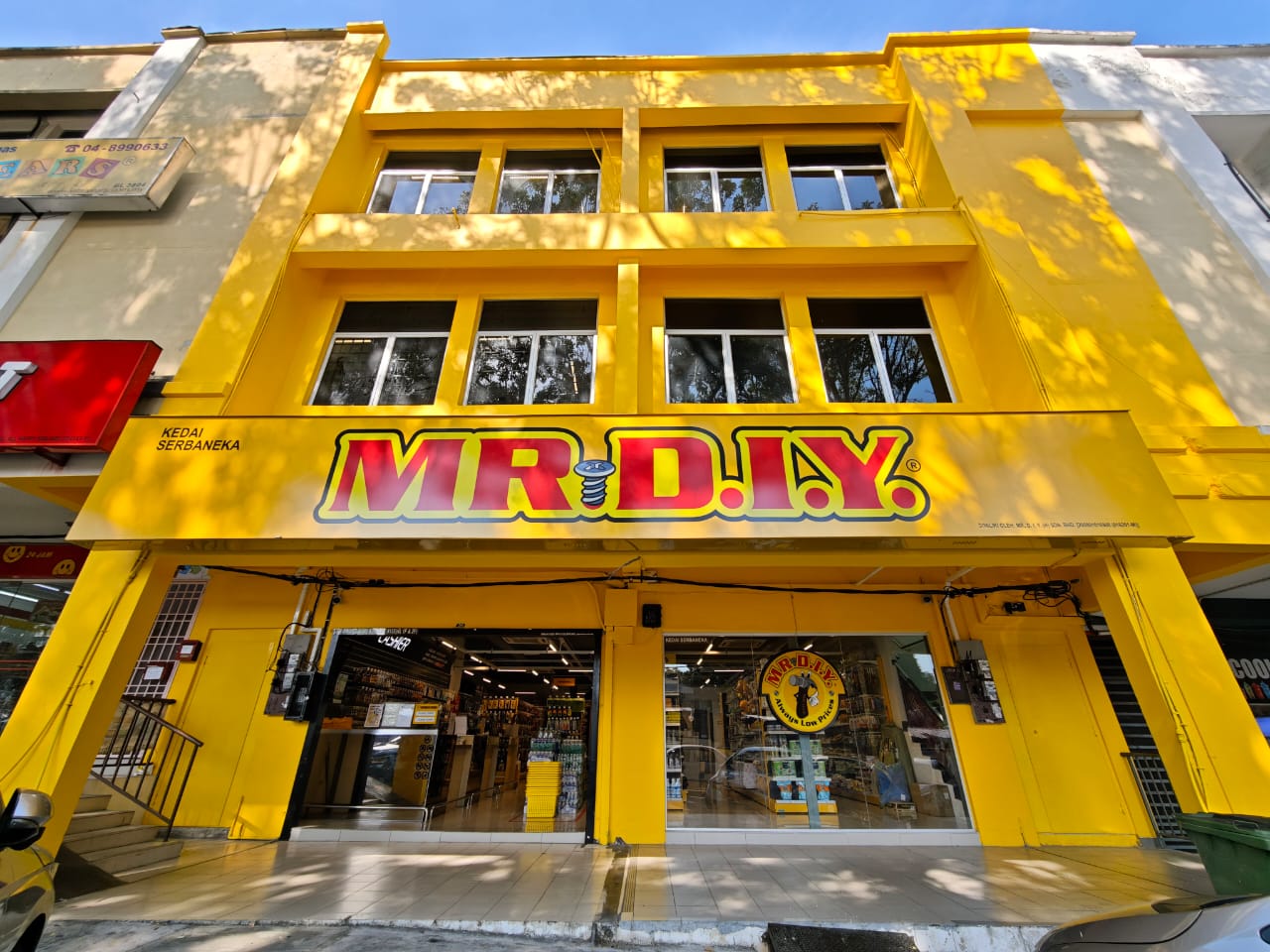 1177th Store Grand Opening Event at Jalan Lembah Permai, Tanjung Bungah