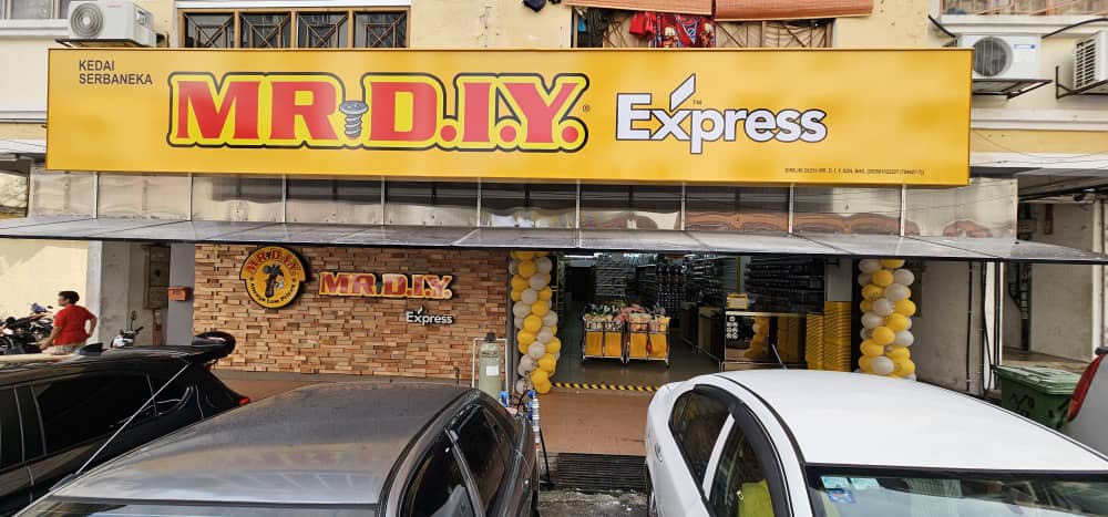 1089th Store Grand Opening Event at Taman Bukit Teratai, Ampang