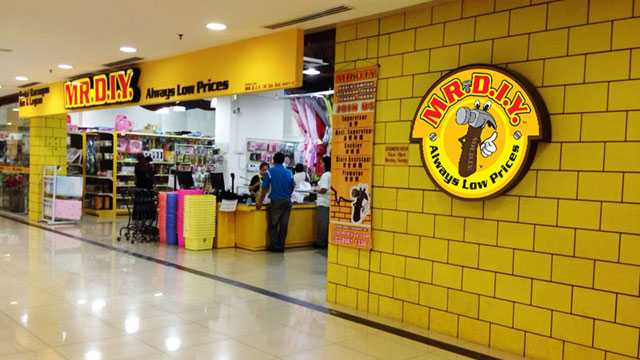 16th Store Opening at Axis Atrium