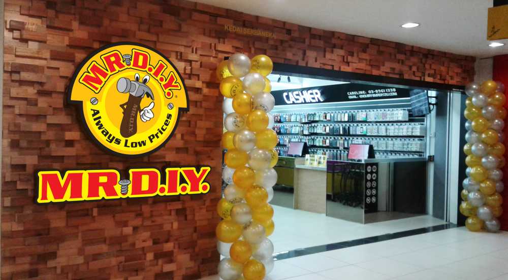 233rd Store Opening at Moyan Square Commercial Centre