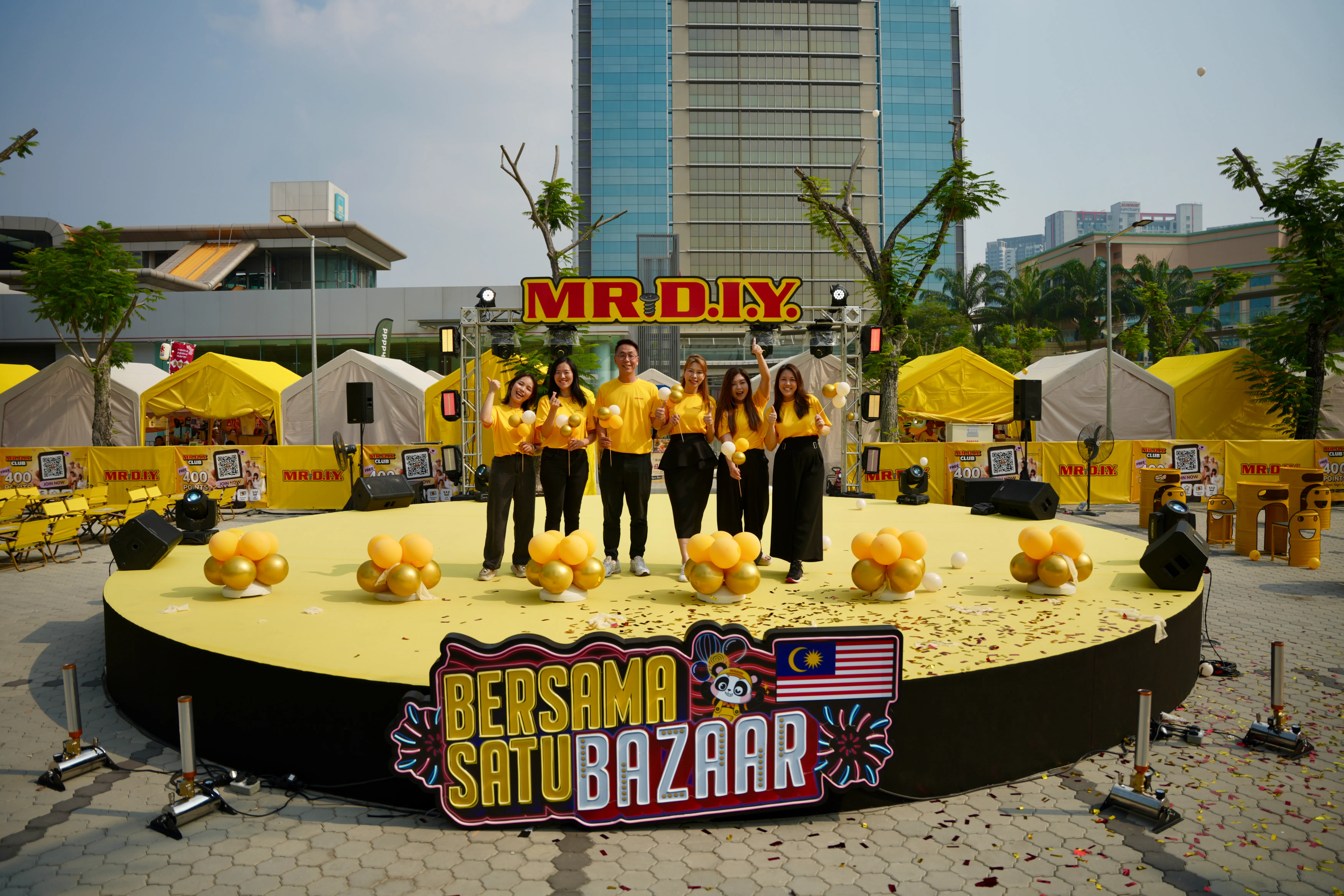 MR.DIY celebrates Hari Kebangsaan with  ‘Bersama Satu Bazaar 2026’ in Klang Valley and Johor