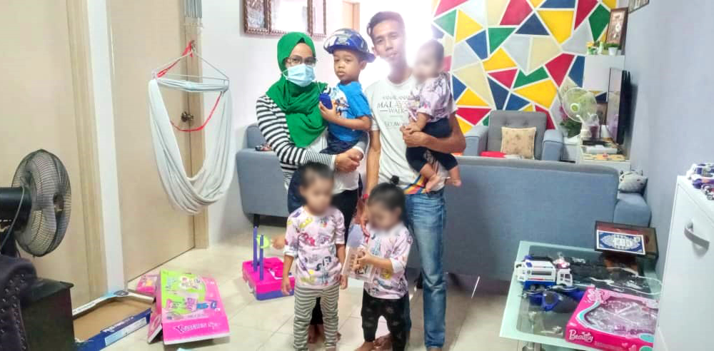 MR.DIY CSR: Toys for Adik Ammar