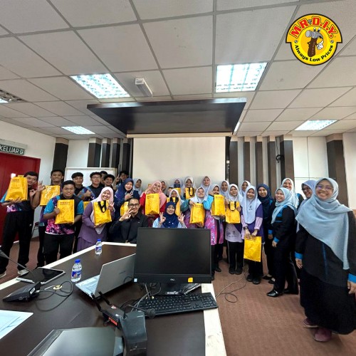 MR.DIY CSR: Universiti Putra Malaysia - Program Hala Tuju Sains Rumah Tangga