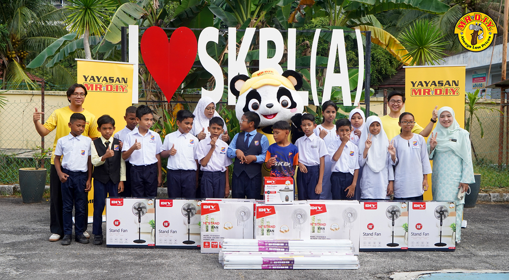 MR D.I.Y. CSR: Bersama MR D.I.Y., Untuk Komuniti Lebih Selesa