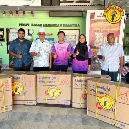 MR.DIY CSR: Wheelchairs for Pusat Jagaan Mahmudah