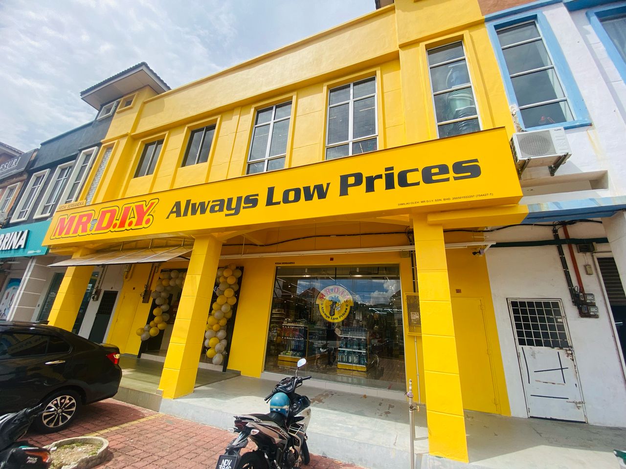 1342nd Store Grand Opening Event at Pusat Bandar Senawang, Seremban
