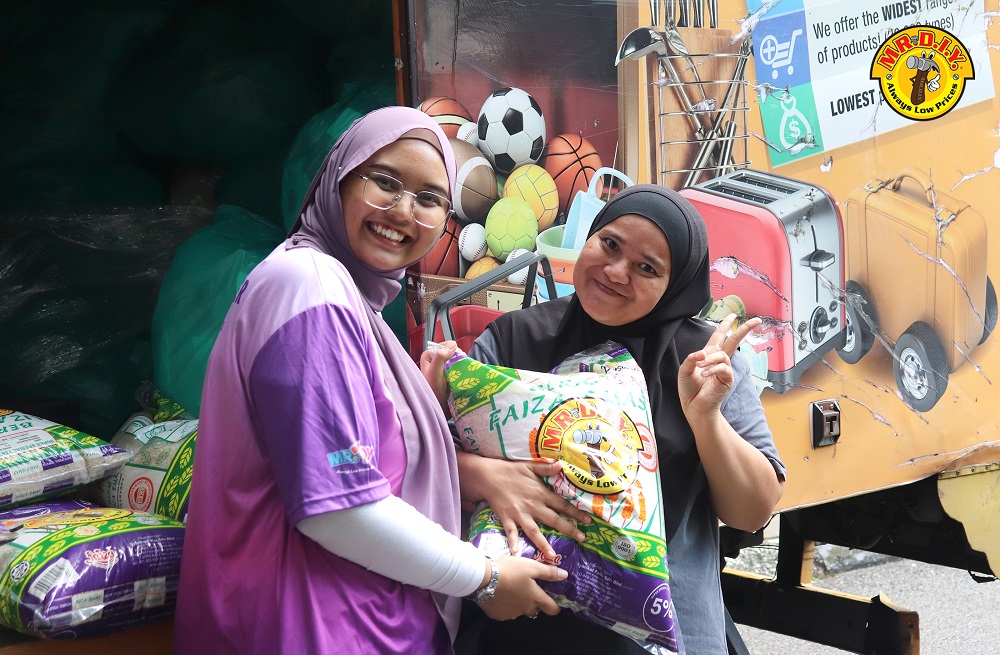 MR.DIY CSR: Underprivileged Families in PPR Bukit Jalil