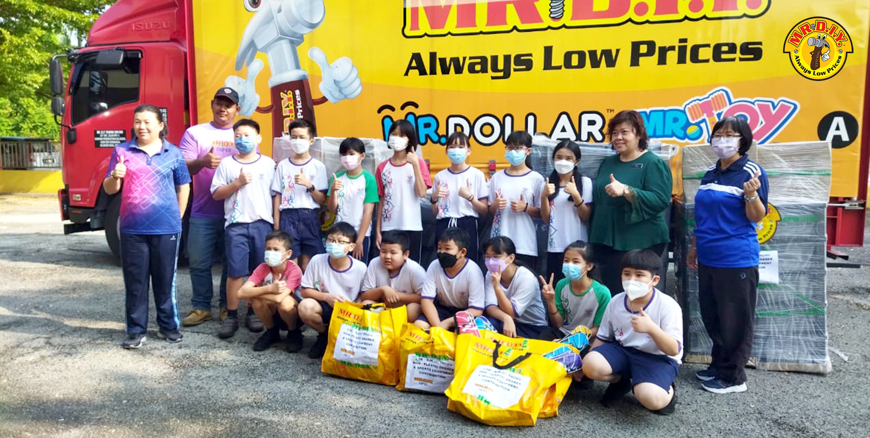 MR.DIY CSR: A Sporty Boost to SJK(C) Thung Hon