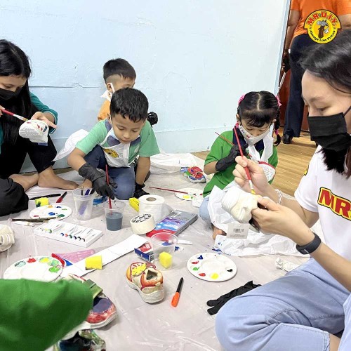 MR.DIY CSR: Walk with Style - Myanmar Refugee Community Learning Center (MRCLC)