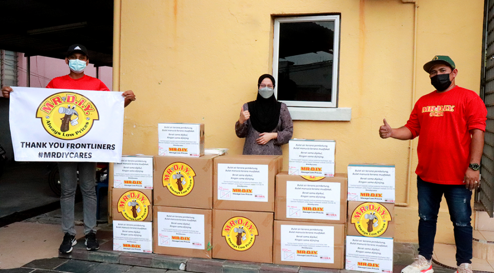 MR.DIY COVID-19 CSR: MR.DIY x Malaysian Relief Agency (MRA) PPEs to Johor